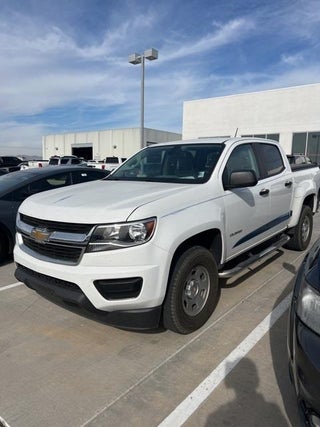 2020 Chevrolet Colorado with Summit White Exterior
