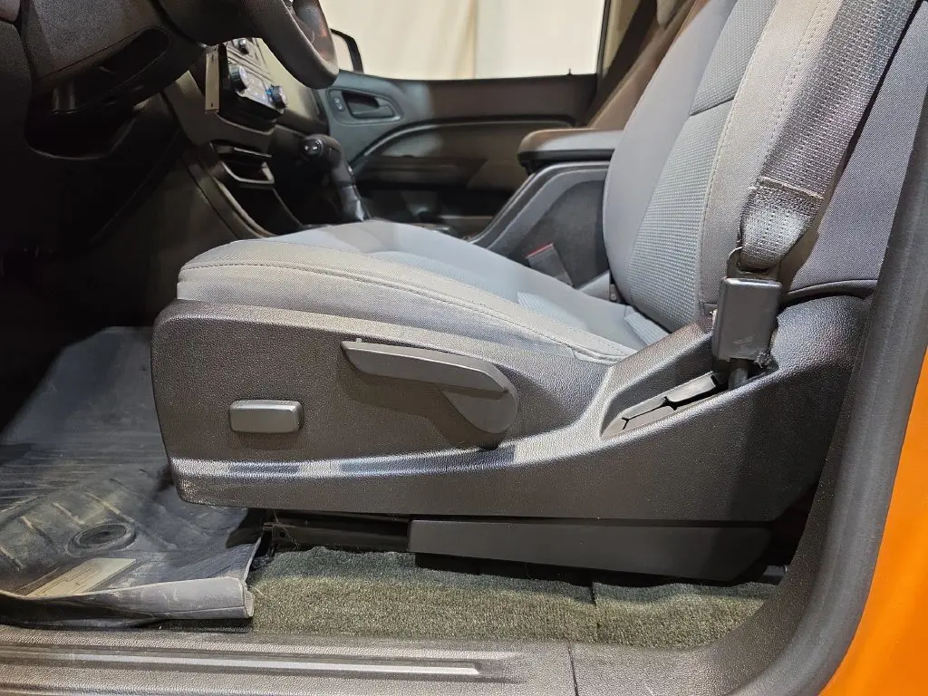 2017 Chevrolet Colorado - $14,289