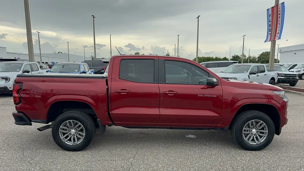 2024 Chevrolet Colorado LT