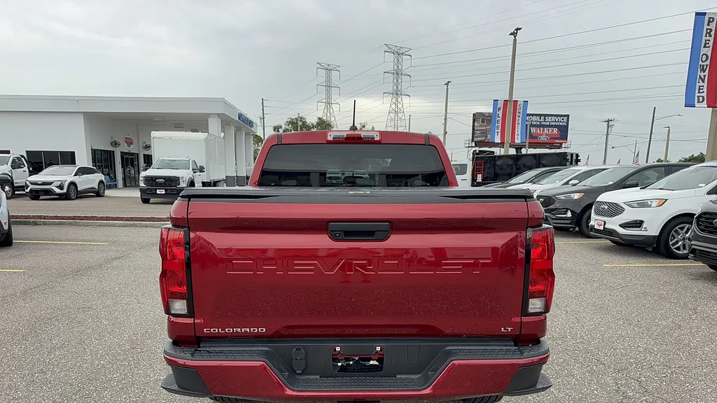 2024 Chevrolet Colorado LT