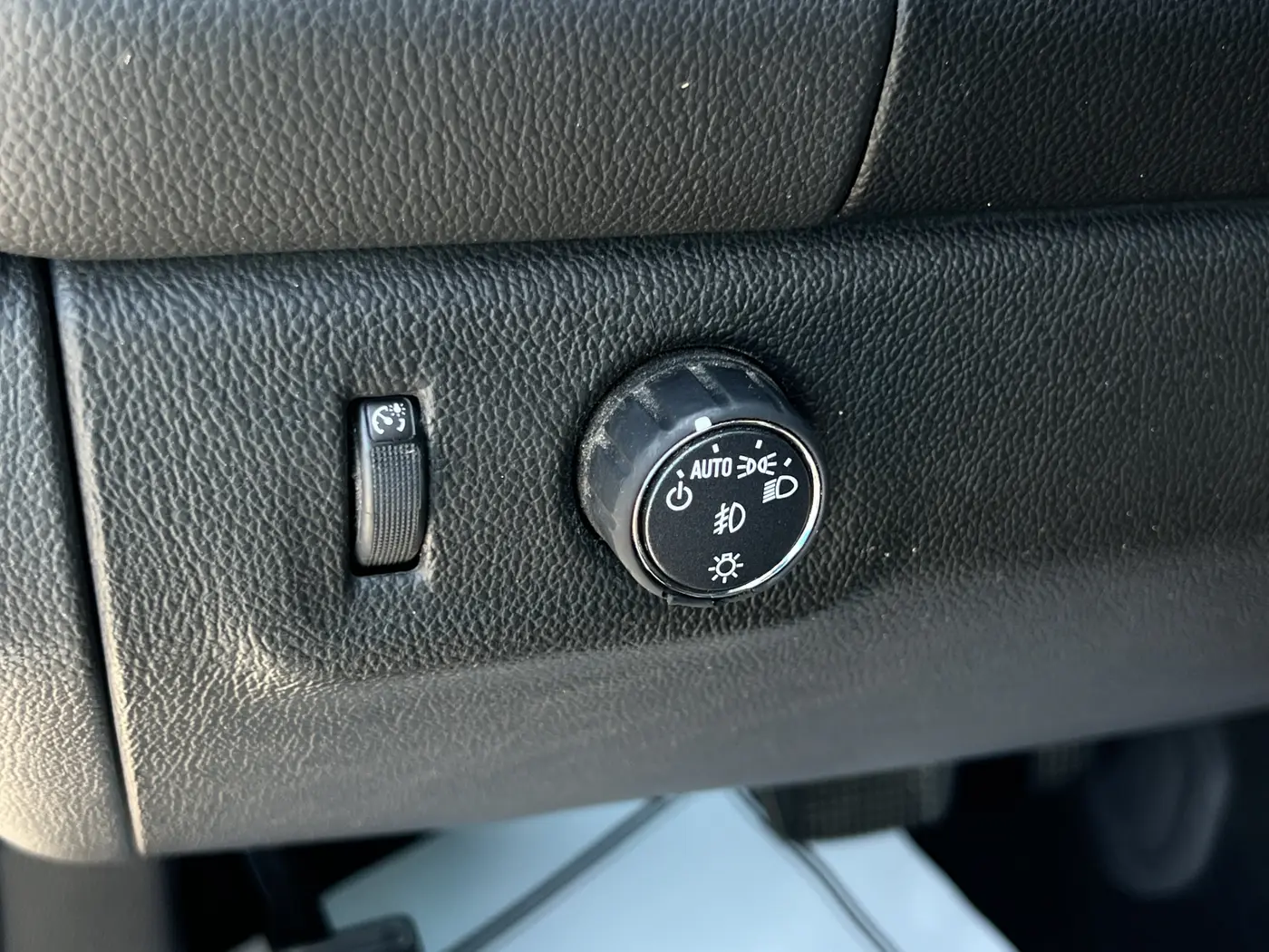 2021 Chevrolet Colorado - $19,991
