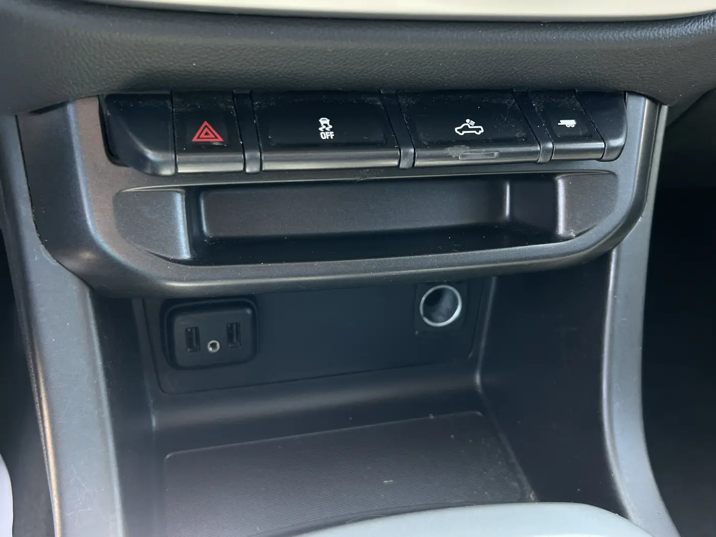 2021 Chevrolet Colorado - $19,991