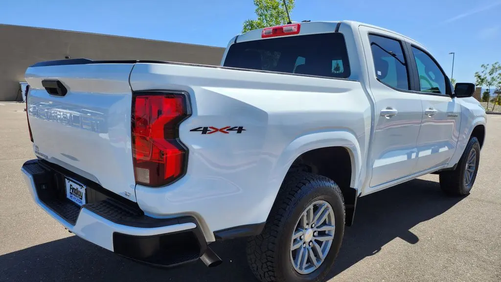 2024 Chevrolet Colorado LT