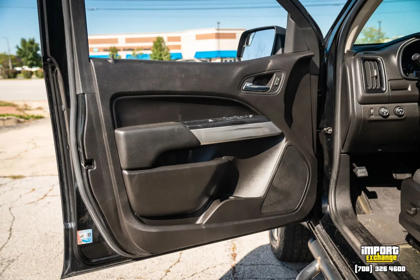 2017 Chevrolet Colorado - $17,998