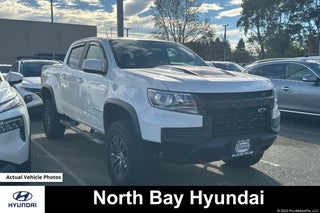 2022 Chevrolet Colorado with Summit White Exterior