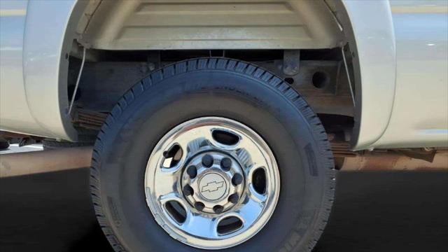 2005 Chevrolet Silverado 2500HD LS