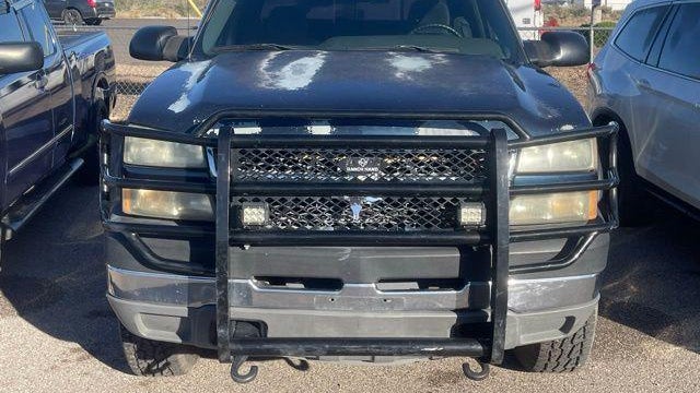 2005 Chevrolet Silverado 2500HD LS