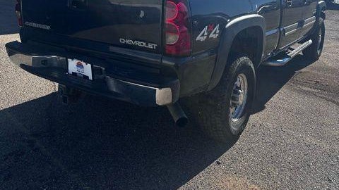2005 Chevrolet Silverado 2500HD LS