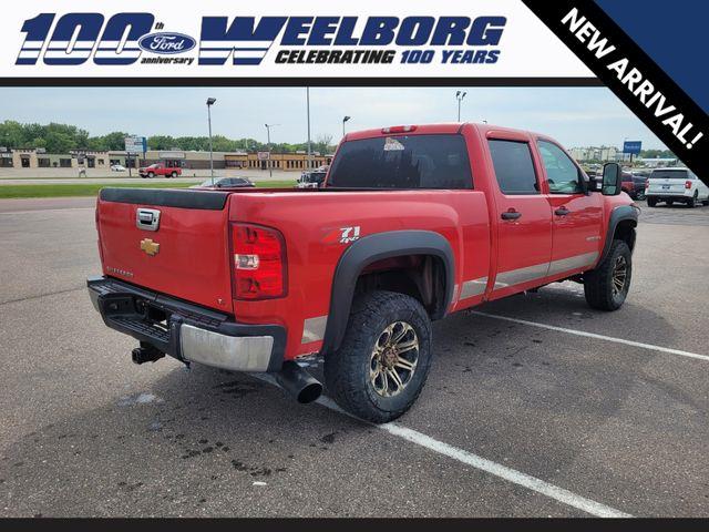 2008 Chevrolet Silverado - $9,500