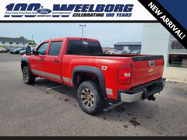 2008 Chevrolet Silverado - $9,500