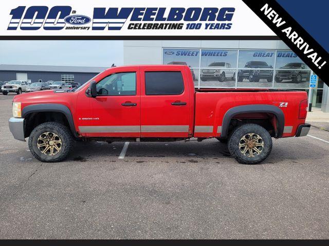 2008 Chevrolet Silverado - $9,500