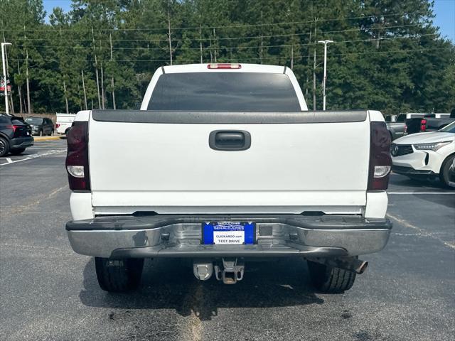 2004 Chevrolet Silverado - $13,580
