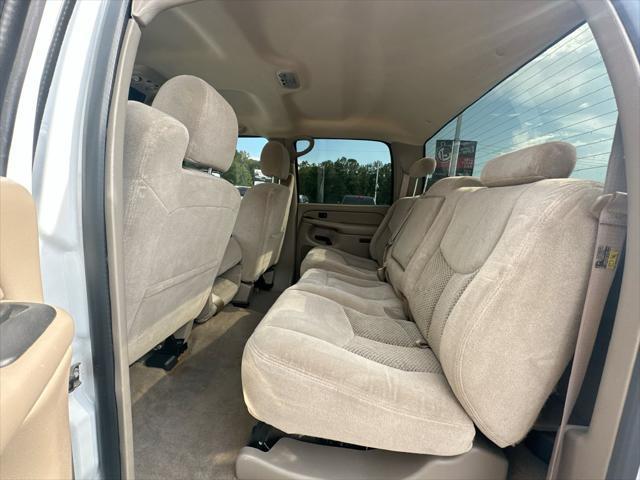 2004 Chevrolet Silverado - $13,580
