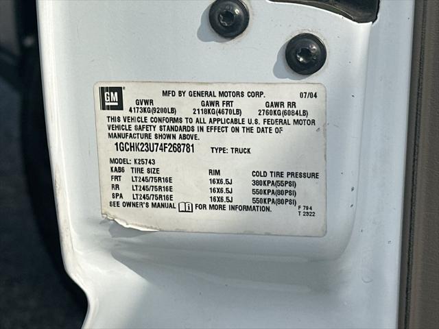 2004 Chevrolet Silverado - $13,580