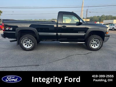 2001 Chevrolet Silverado 2500HD 2DR Standard Cab LS 4WD LB