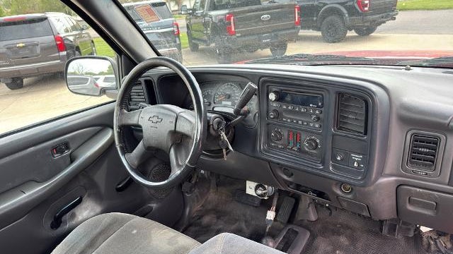 2003 Chevrolet Silverado 2500HD Base