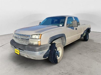 2005 Chevrolet Silverado 2500HD 4DR Extended Cab Work Truck 4WD SB