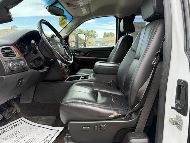 2009 Chevrolet Silverado - $11,649