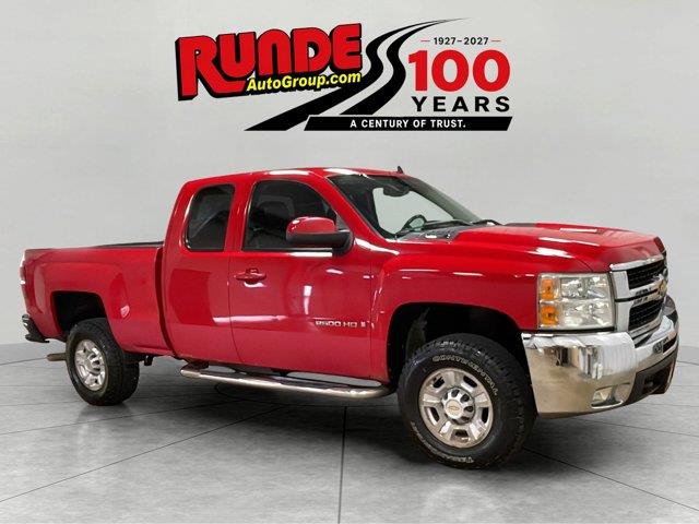 2009 Chevrolet Silverado - $9,950