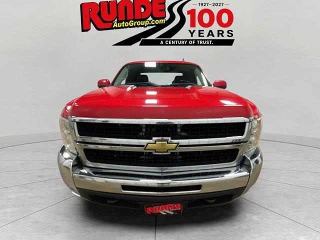 2009 Chevrolet Silverado - $9,950