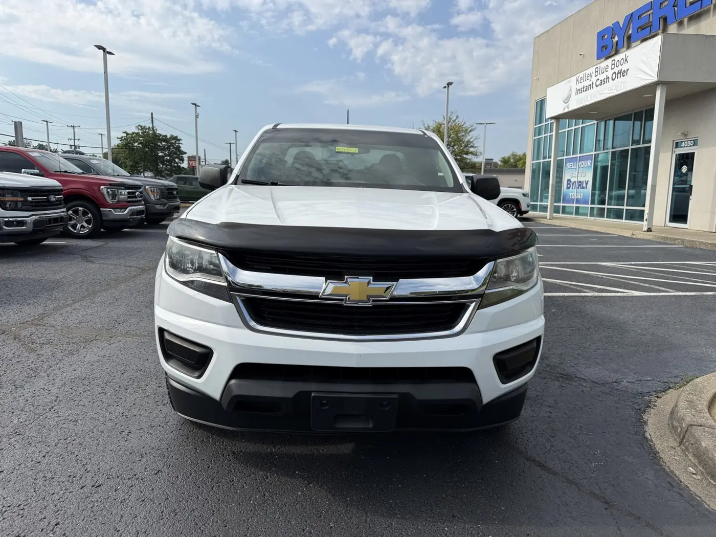 2015 Chevrolet Colorado - $10,998