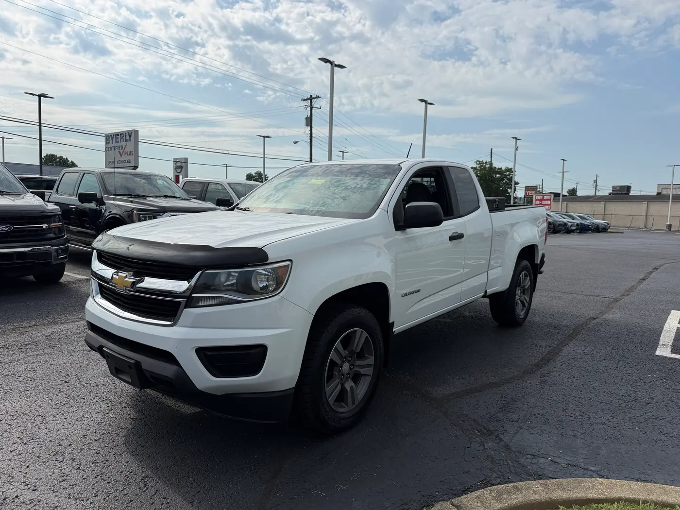 2015 Chevrolet Colorado - $10,998