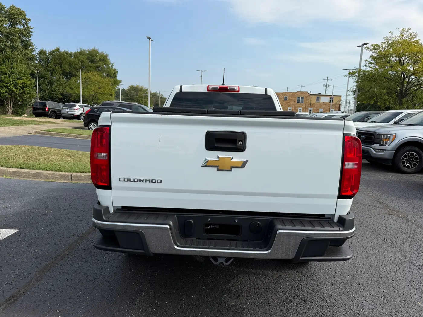 2015 Chevrolet Colorado - $10,998