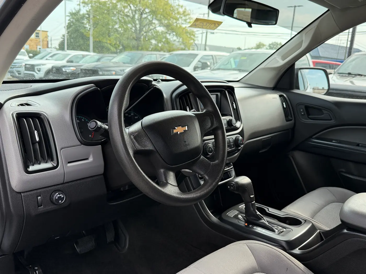 2015 Chevrolet Colorado - $10,998