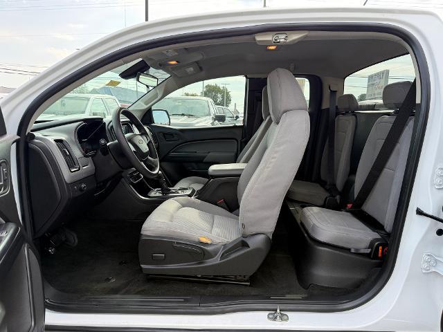 2015 Chevrolet Colorado - $10,998