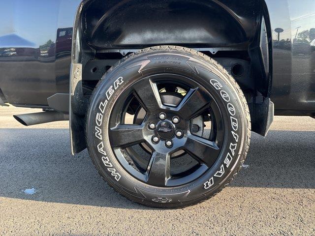 2015 Chevrolet Silverado - $14,950