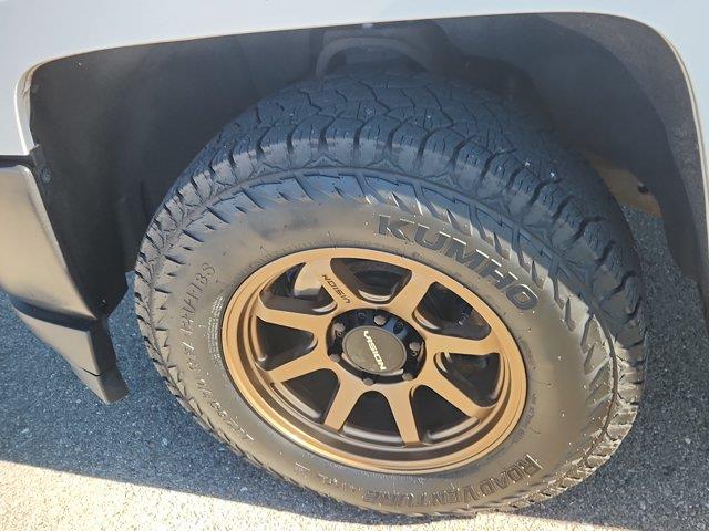 2018 Chevrolet Silverado - $19,901