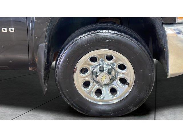 2012 Chevrolet Silverado - $5,915