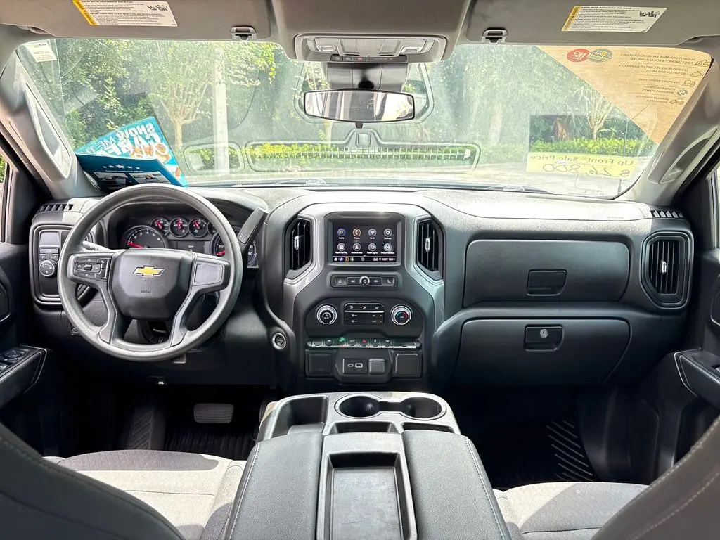 2023 Chevrolet Silverado - $26,000