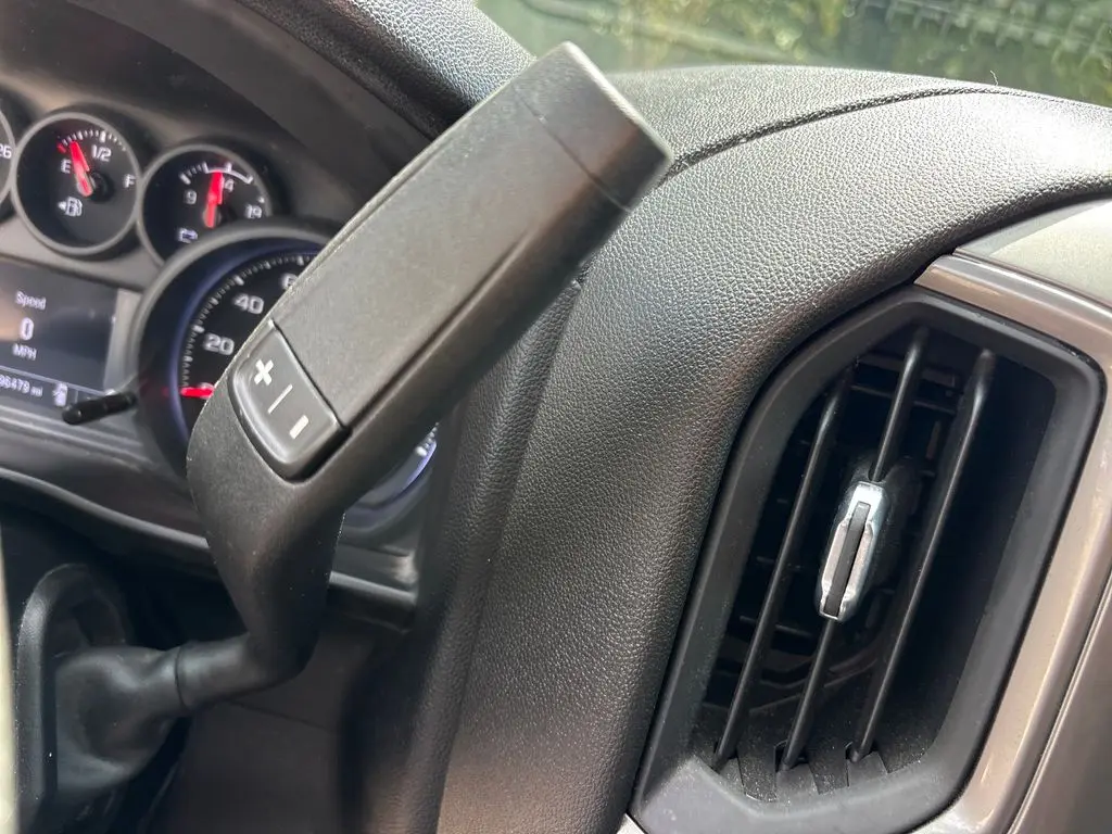 2023 Chevrolet Silverado - $26,000