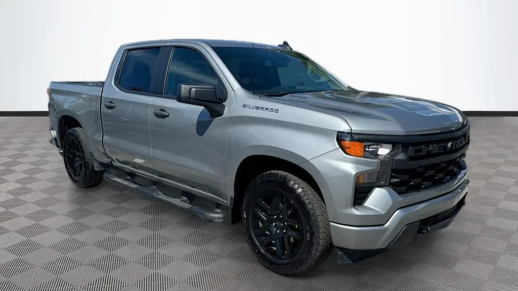 2025 Chevrolet Silverado 1500 Custom