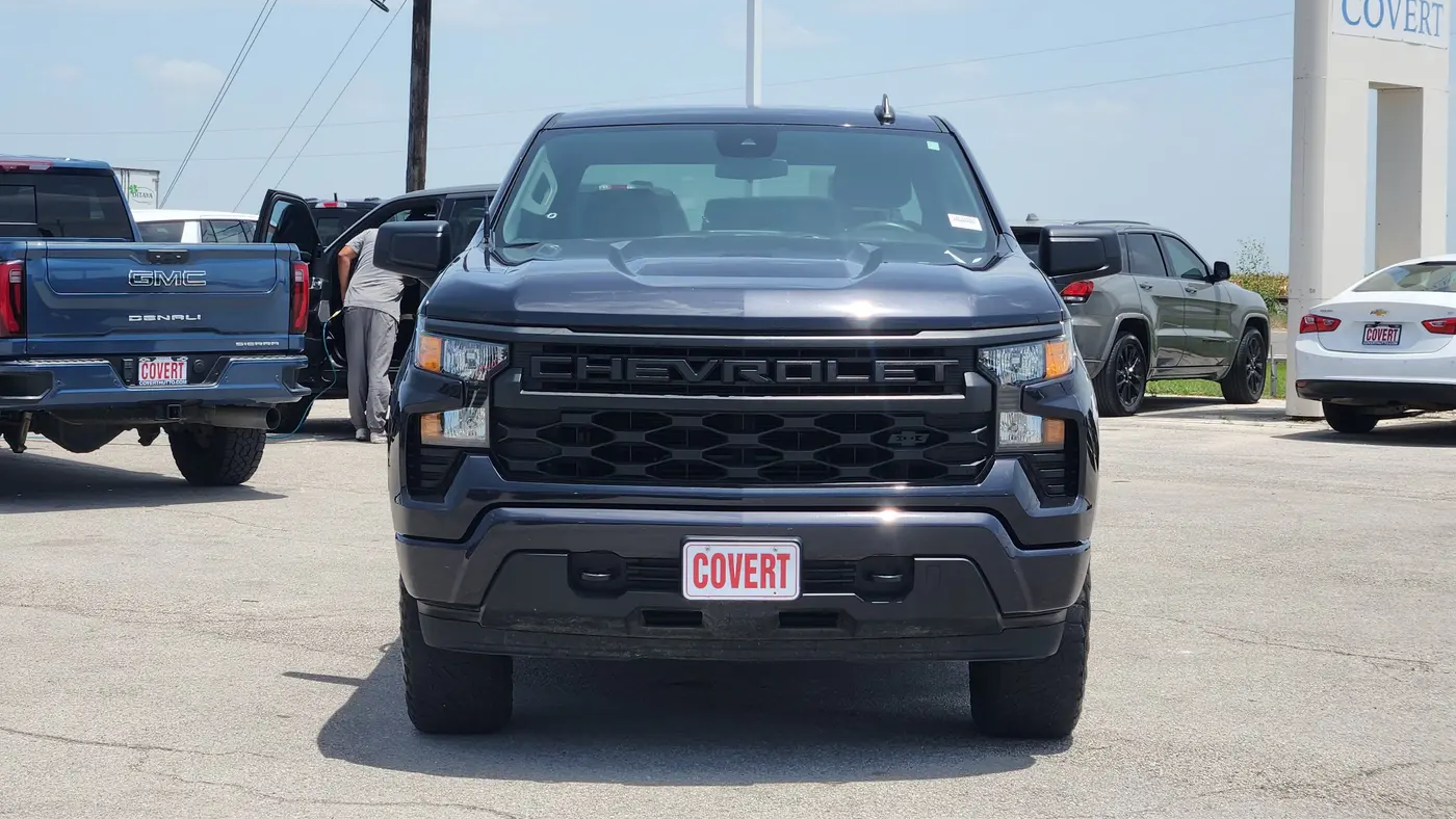 2023 Chevrolet Silverado 1500 Custom