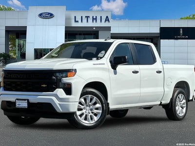 2022 Chevrolet Silverado 1500 4X2 Custom 4DR Crew Cab 5.8 FT. SB