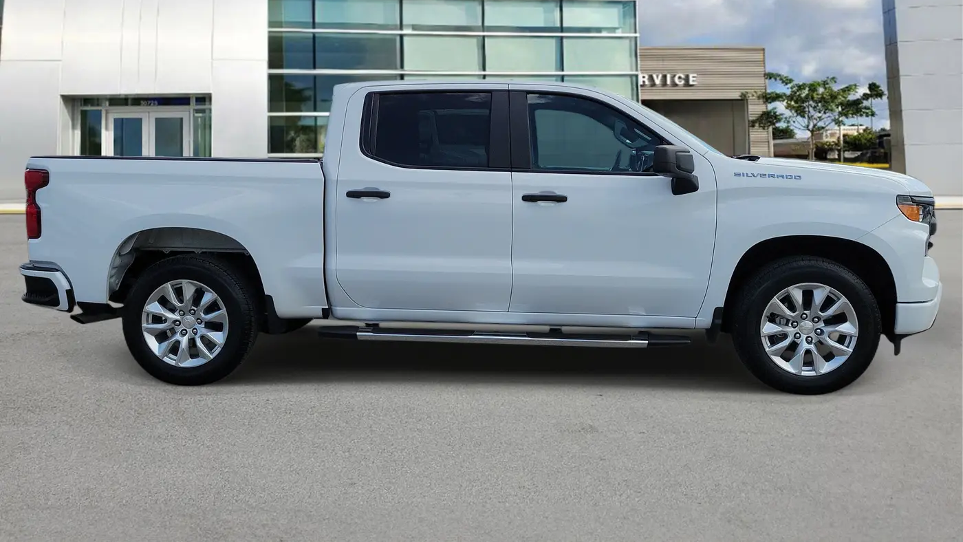 2024 Chevrolet Silverado 1500 Custom