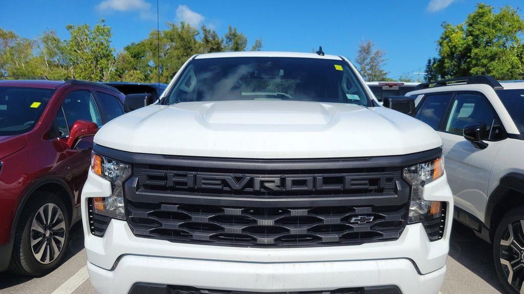 2025 Chevrolet Silverado 1500 Custom