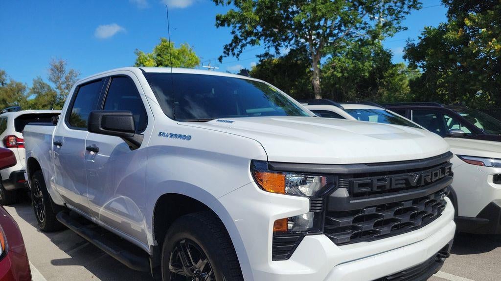 2025 Chevrolet Silverado 1500 Custom
