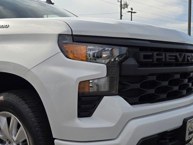 2025 Chevrolet Silverado - $30,921