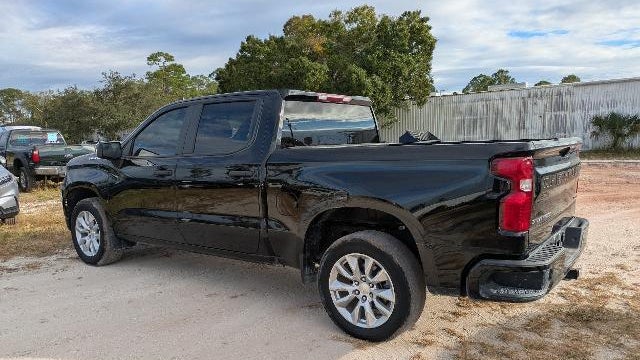 2022 Chevrolet Silverado 1500 Custom