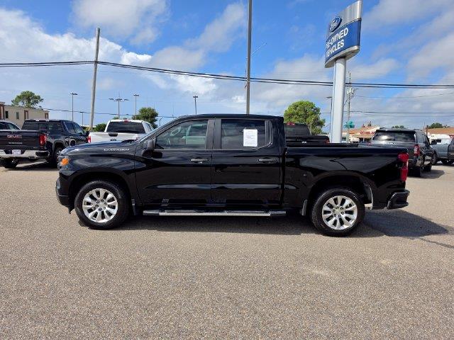 2022 Chevrolet Silverado - $28,988