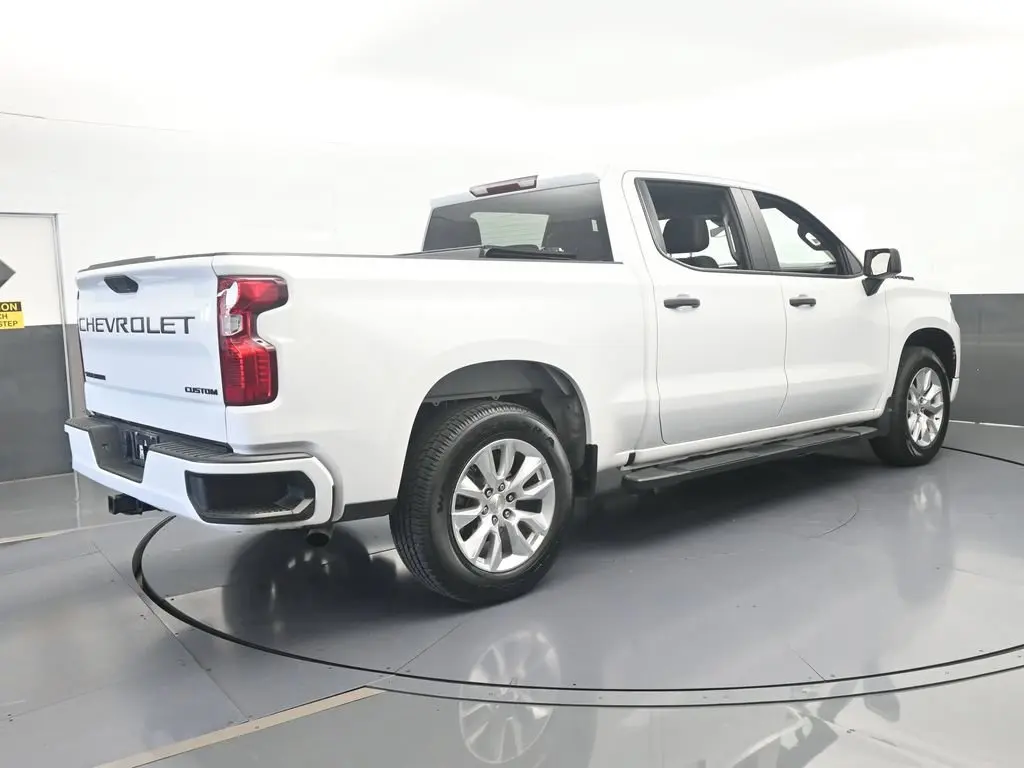 2024 Chevrolet Silverado - $23,586