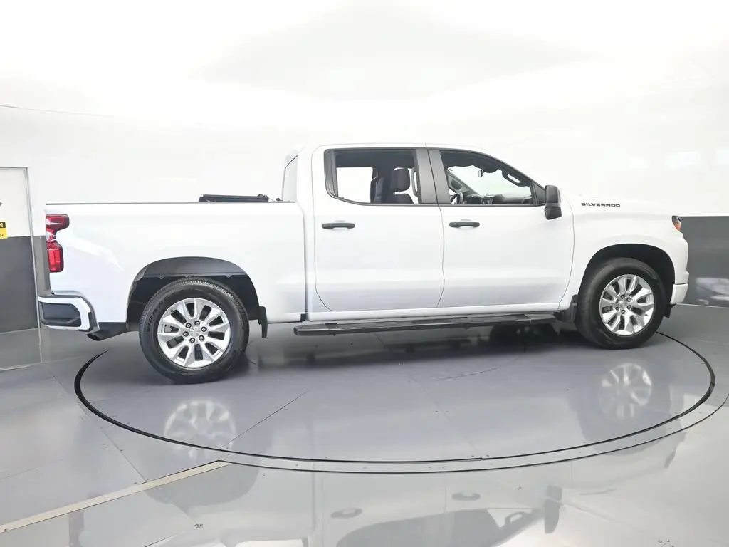 2024 Chevrolet Silverado - $23,586