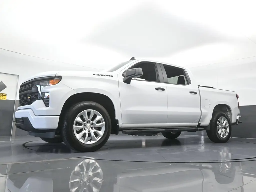 2024 Chevrolet Silverado - $23,586