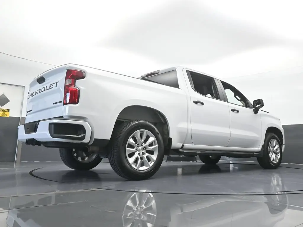 2024 Chevrolet Silverado - $23,586