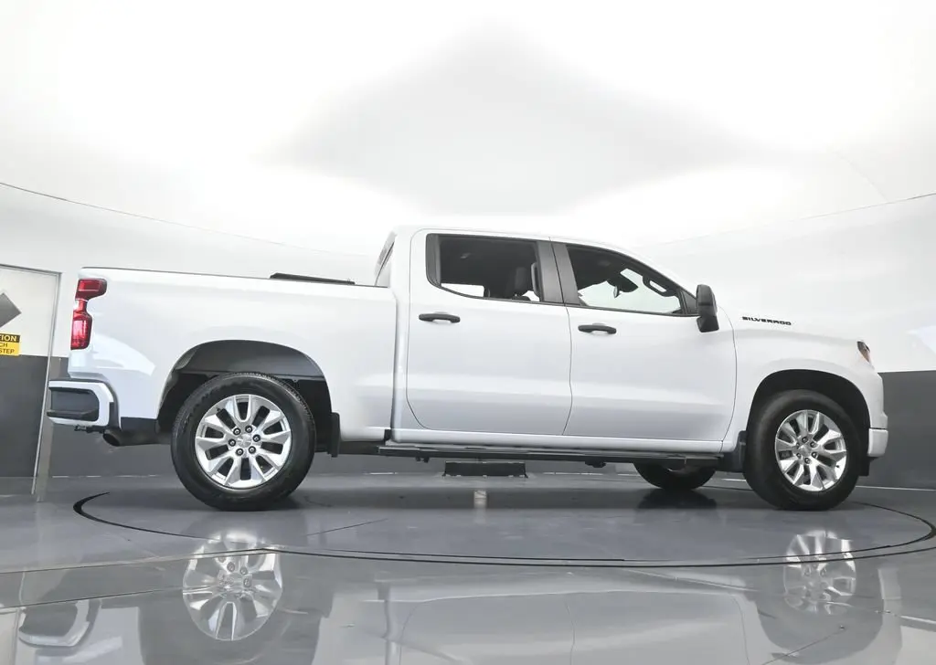 2024 Chevrolet Silverado - $23,586