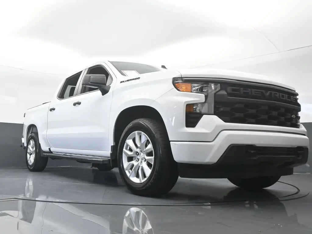 2024 Chevrolet Silverado - $23,586
