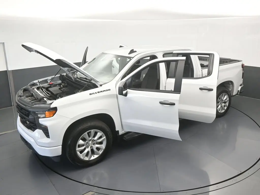 2024 Chevrolet Silverado - $23,586